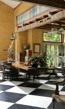 Tropical,House,Interior,Is,In,The,Villa,Of,Geoffrey,Bawa